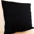 Ce mois-ci je me suis enfin décidé à m’occuper des vieux coussins délavés qui ornent notre canapé et dont je commence à avoir un peu honte! J’ai fouillé dans mon...