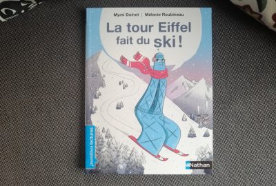 la tour eiffel fait du ski